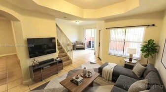 2234 Coral Reef Ct in Fort Lauderdale, FL - Building Photo