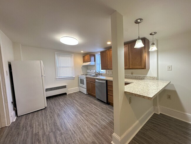 938 Cherry St in Danville, PA - Building Photo - Building Photo