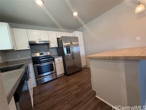 91-3411-3411 Apiapi St in Ewa Beach, HI - Building Photo - Building Photo