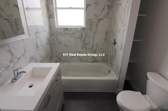 2572 Massachusetts Ave, Unit 2 in Cambridge, MA - Building Photo - Building Photo
