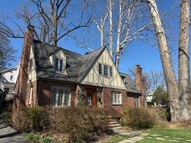 1414 N Buchanan St in Arlington, VA - Building Photo