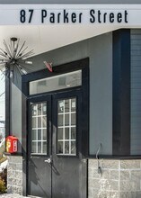 87 Parker St, Unit 302 in Chelsea, MA - Building Photo - Building Photo