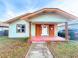 1628 NE 12th St in Oklahoma City, OK - Building Photo
