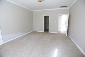 5547 Linden Rose Ln in Sugar Land, TX - Building Photo - Building Photo