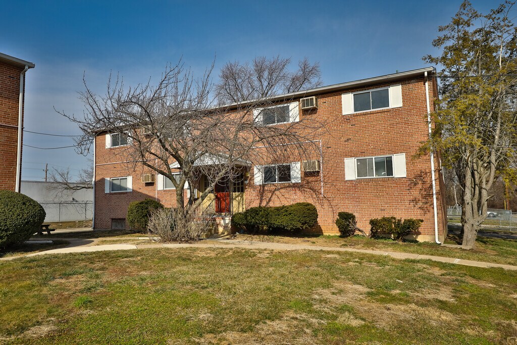 Powhattan Village Apartments Essington, PA Apartments For Rent