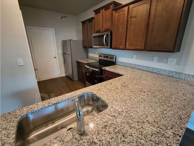 2889 Cleburne Ter in Hampton, GA - Building Photo - Building Photo