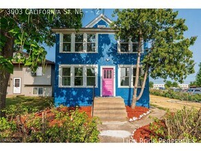 3003 California St NE in Minneapolis, MN - Building Photo - Building Photo
