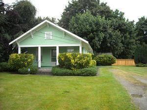 property at 6921 211th Pl NE