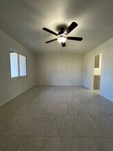 3758 Lora St in Ft. Myers, FL - Building Photo - Building Photo