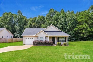 40 Bramble Bush Trail in Covington, GA - Building Photo