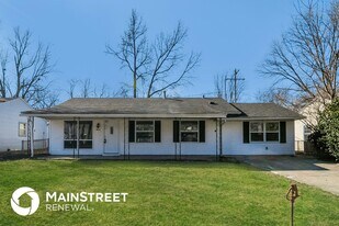 11 Jamestown Dr in St. Peters, MO - Building Photo