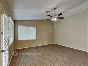 1690 E Nancy Ave in San Tan Valley, AZ - Foto de edificio - Building Photo