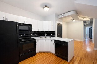 1005 S 30th Ave in Omaha, NE - Building Photo