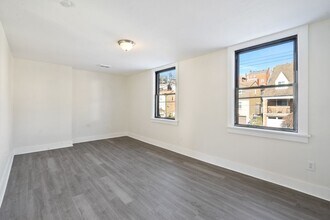 111 Kaplan Ave in Brentwood, PA - Building Photo - Building Photo