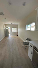 1540 W Chanticleer Rd in Anaheim, CA - Building Photo - Building Photo