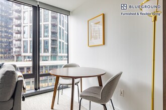 399 Congress St, Unit SI FL4-ID989 in Boston, MA - Foto de edificio - Building Photo