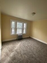17 Fleetwood Pl, Unit #1B in Newark, NJ - Foto de edificio - Building Photo