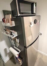 701 Cedar St, Unit Brambleburrow in Anchorage, AK - Foto de edificio - Building Photo