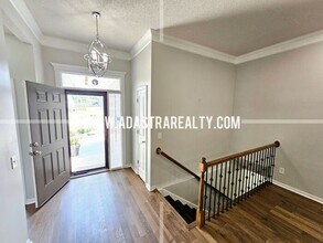 10304 N Ln Ave in Kansas City, MO - Building Photo - Building Photo