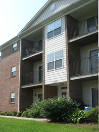 Wood Properties Apartments in Greensboro, NC - Foto de edificio - Building Photo