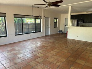 1601 SW 10th St in Fort Lauderdale, FL - Building Photo - Building Photo