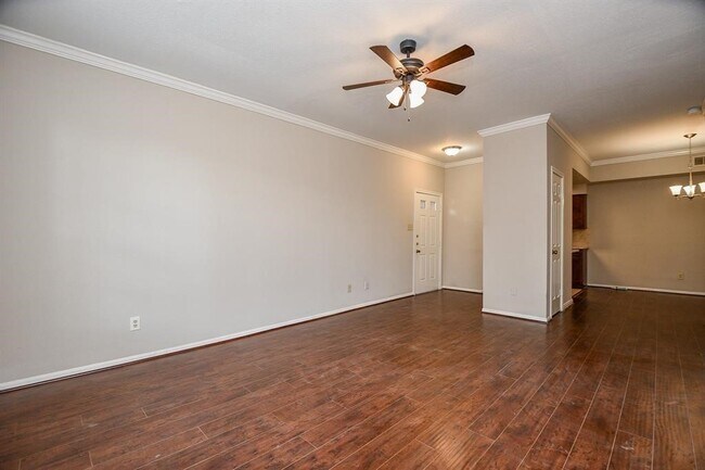 2255 Braeswood Park Dr