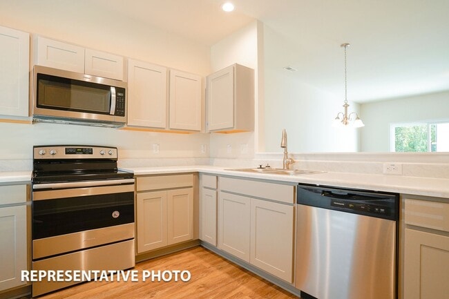 property at 39 S Prospect Dr