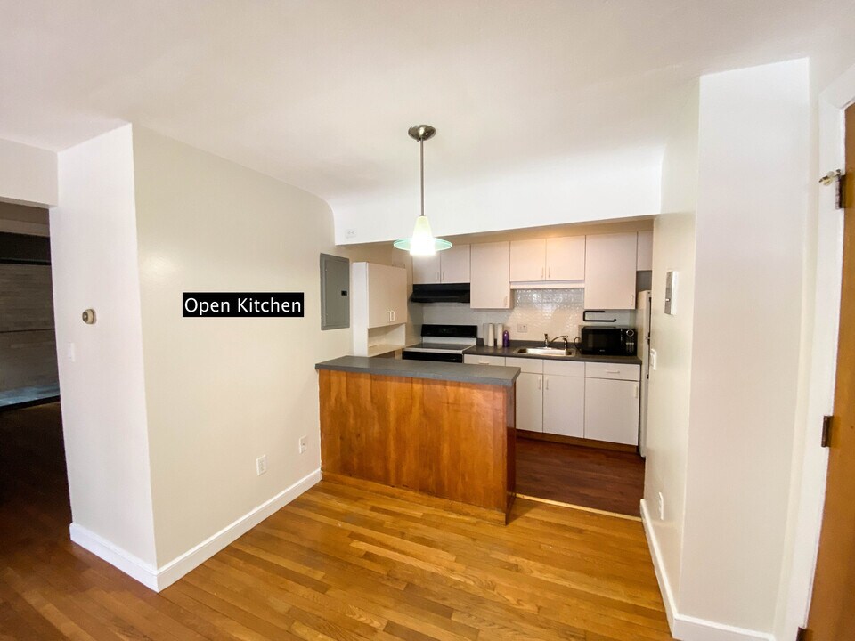 11 Commonwealth Ct, Unit # 8 in Boston, MA - Foto de edificio