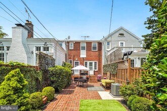 912 S St Asaph St in Alexandria, VA - Building Photo - Building Photo
