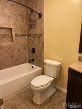 11 Bristol Dr in North Brunswick, NJ - Building Photo - Building Photo