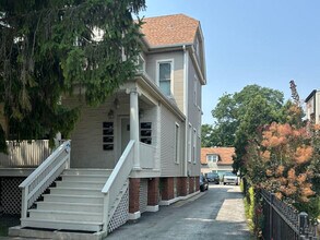 4312 N Kedvale Ave in Chicago, IL - Building Photo - Building Photo