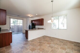 4251 E Milky Way in Gilbert, AZ - Building Photo - Building Photo