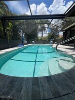 13226 Winsford Ln in Ft. Myers, FL - Building Photo