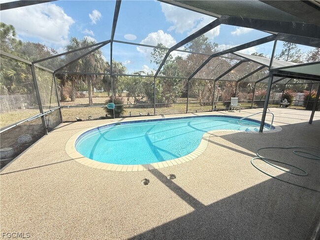 502 Grant Ave in Lehigh Acres, FL - Building Photo - Building Photo