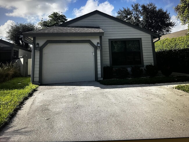 property at 2551 Bedford Mews Dr