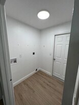 1804 SW 38th Ln in Cape Coral, FL - Building Photo