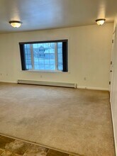 491 W Roy Rd-Unit -Unit 4 in Wasilla, AK - Building Photo - Building Photo