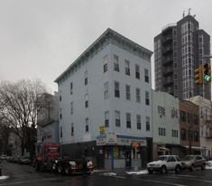 208 Franklin St in Brooklyn, NY - Building Photo