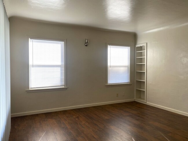 118-124 W 19th St in Merced, CA - Building Photo - Building Photo