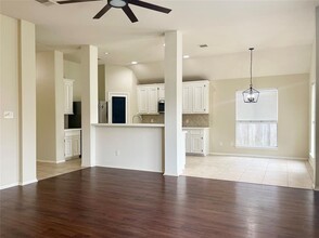 28207 Everett Knolls Dr in Katy, TX - Building Photo - Building Photo