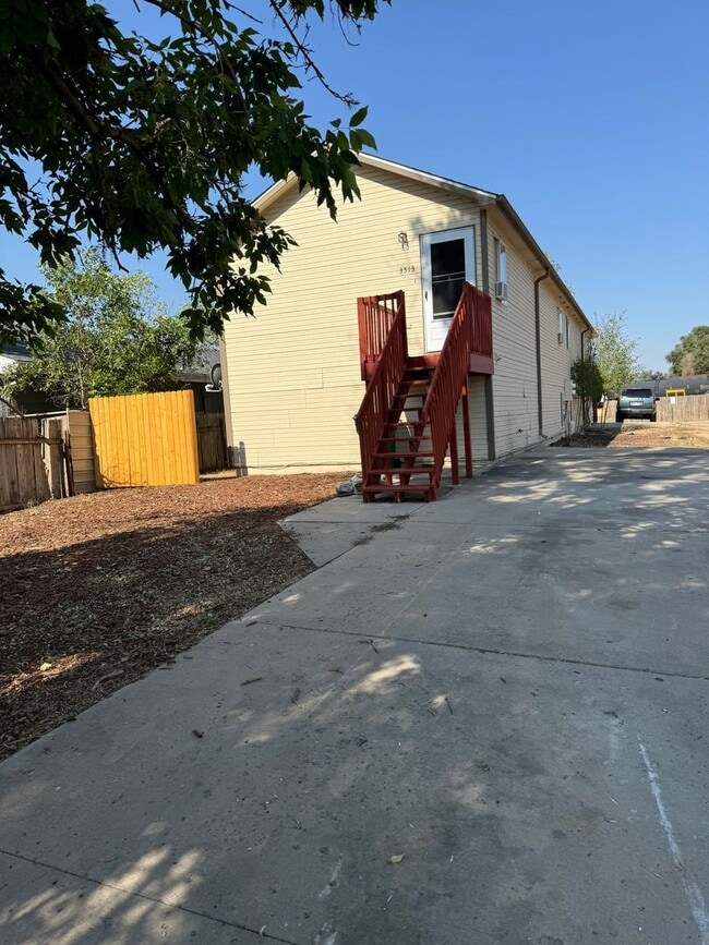 property at 3513-3515 Golden St