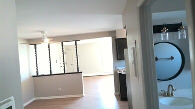 8800 W 76th Pl in Oak Lawn, IL - Building Photo - Building Photo