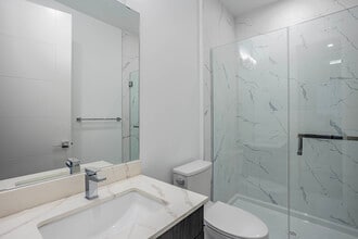 Urban Flats in Edmonton, AB - Building Photo - Interior Photo