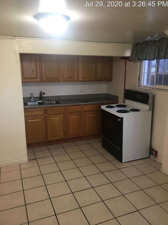 325 Boulevard St in Logan, UT - Building Photo - Building Photo