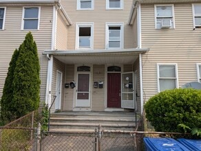 134 George St in Bridgeport, CT - Building Photo - Building Photo
