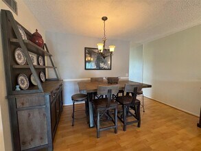 2449 Columbia Dr in Clearwater, FL - Building Photo - Building Photo