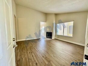 1311 W Century Blvd in Lodi, CA - Building Photo - Building Photo