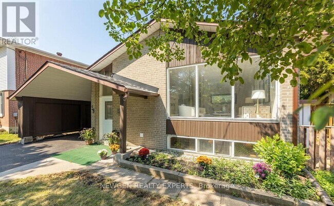 58 Danzing St in Toronto, ON - Building Photo - Building Photo