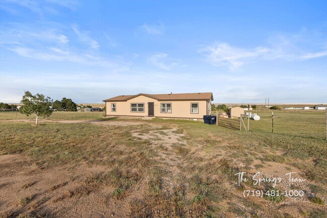 4055 Blue Stallion Dr in Peyton, CO - Building Photo - Building Photo