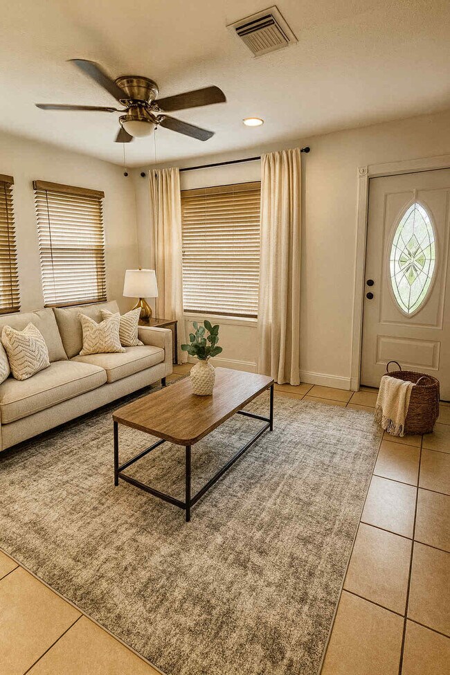2808 Ave I in Fort Pierce, FL - Building Photo - Building Photo
